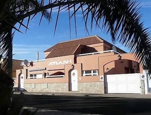 Apartamento con piscina en Caleta de Fuste