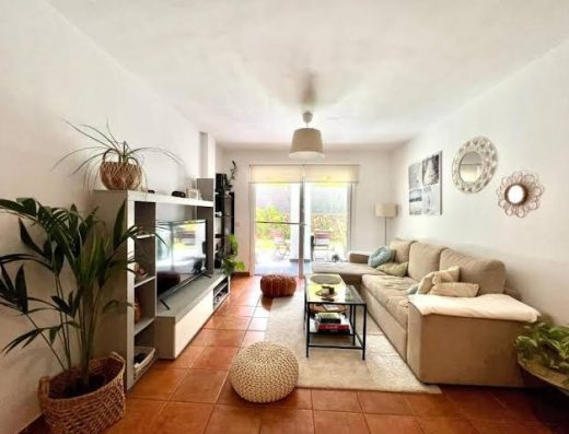 Apartamento con piscina y jardín privado en La Quinta