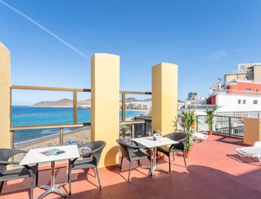 Apartamentos Colón Playa