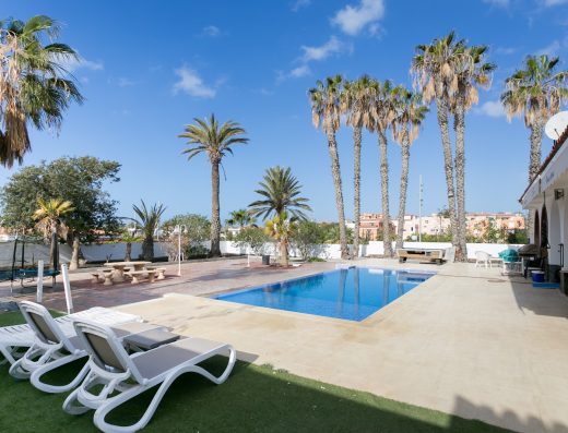 Apartamentos El Trébol