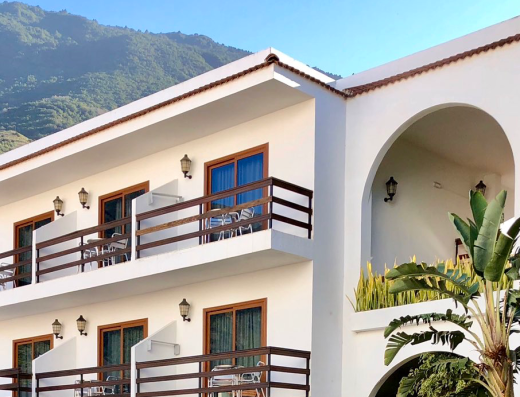 Apartamentos Frontera