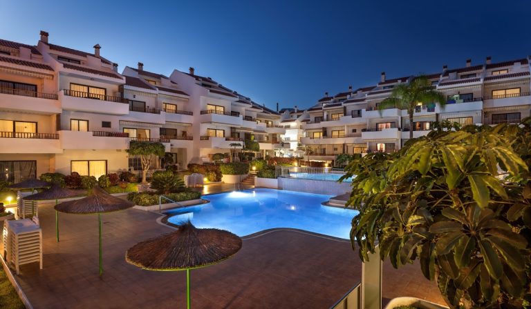 Apartamentos Hg Cristian Sur - Foto 1