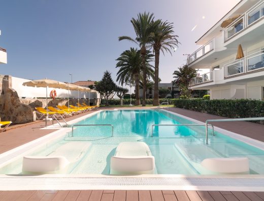 Apartamentos Montemayor