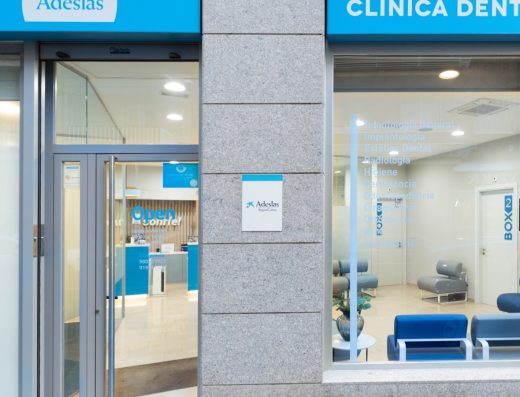 Clínica Dental Adeslas Telde