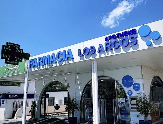 Farmacia Los Arcos Fayna Perdomo