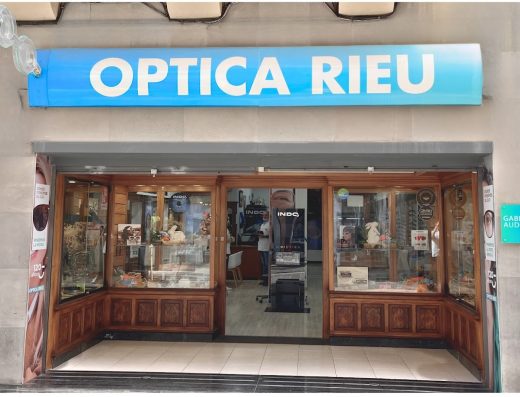 Óptica Rieu Central Santa Cruz