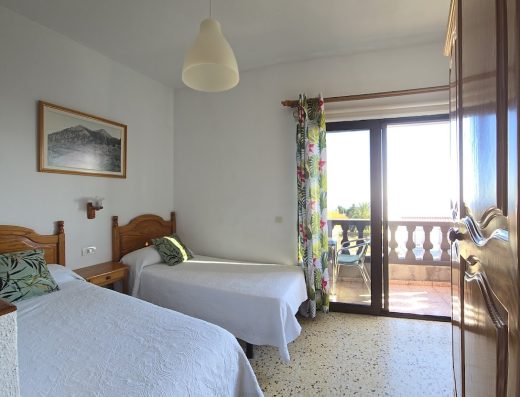 Pensión Y Apartamentos Los Volcanes - Foto 3