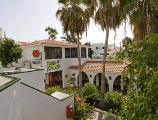 Puerto Caleta Apartments