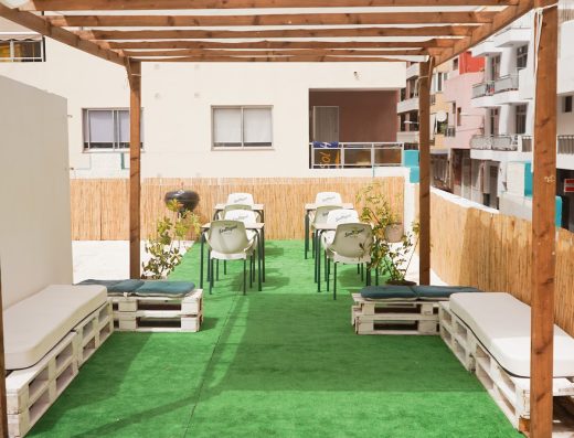 Single Fin Surf Hostel