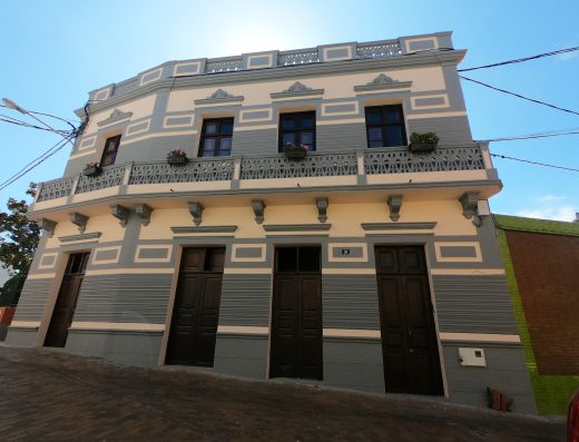 Villa Néstor