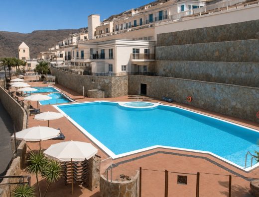 Piscina del complejo de Villa Rihiveli, en Puerto Rico