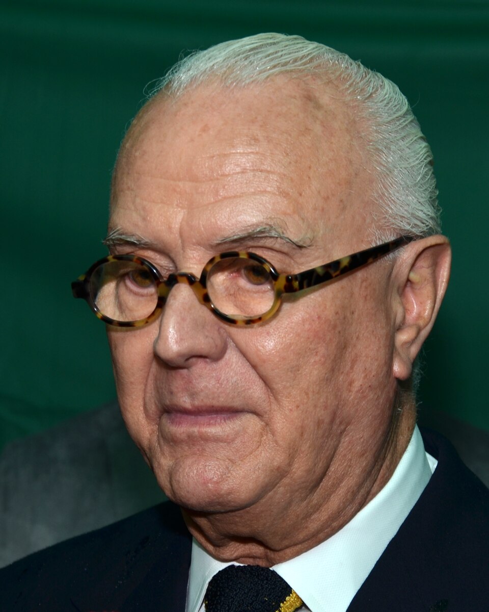 Retrato de Manolo Blahnik