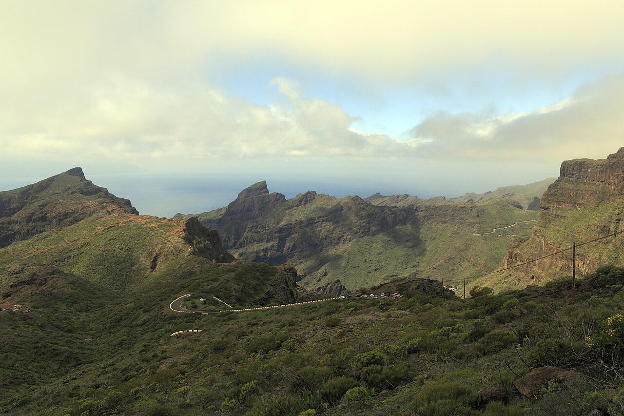Mirador de Cherfe y carretera de Masca, Tenerife