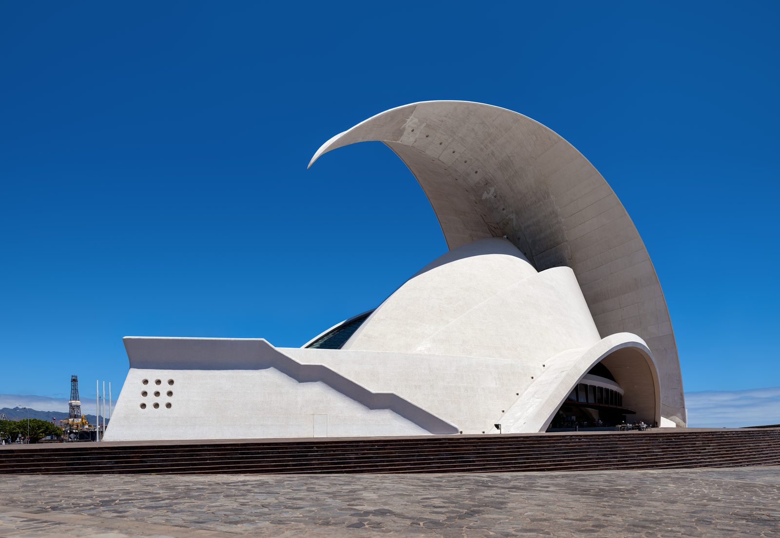 Auditorio de Tenerife: arquitectura junto al Atlántico en Santa Cruz (Tenerife)
