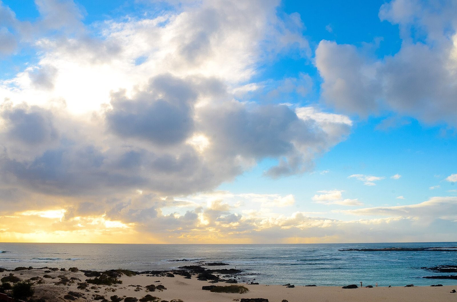 El Cotillo (Fuerteventura): playas, lagunas, faro y surf (Fuerteventura)