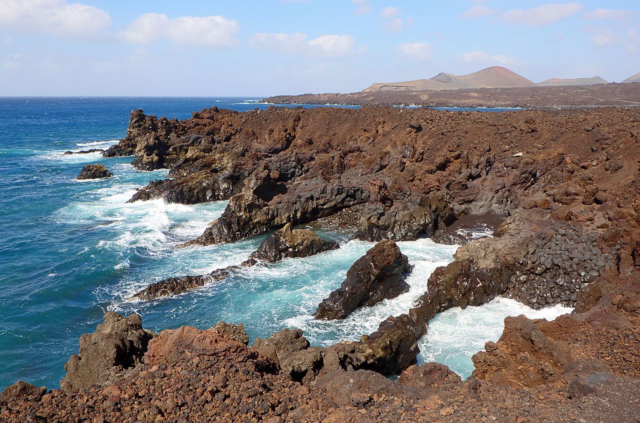 Los Hervideros (Lanzarote): qué ver, cómo llegar y consejos (Lanzarote)