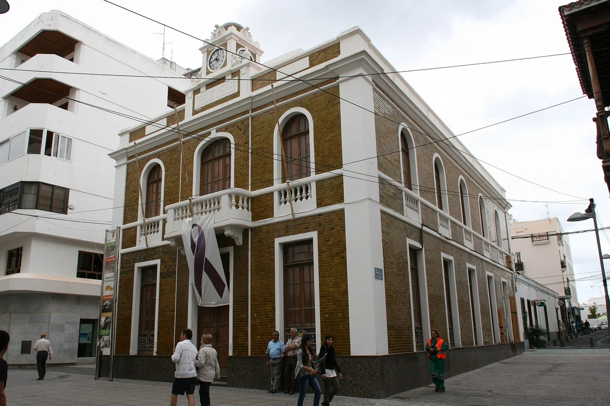 La Casa Amarilla, memoria insular en pleno centro, Arrecife