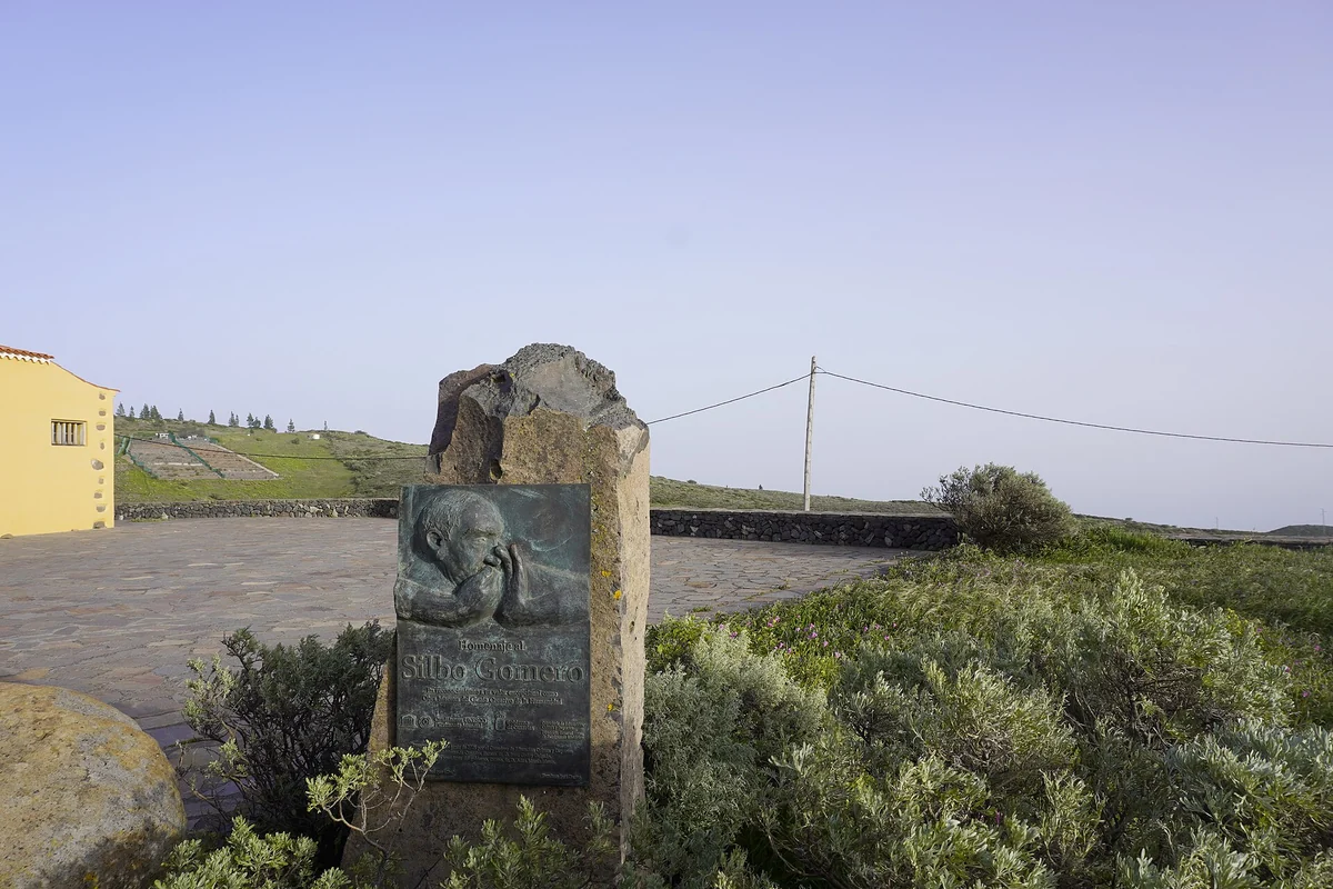 Igualero y Mirador del Santo, paisaje y cultura en altura, La Gomera