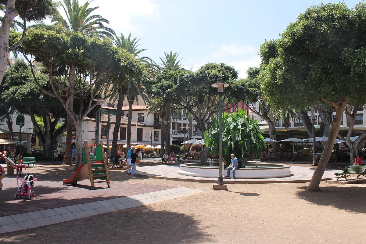 Plaza del Charco, el corazón social del Puerto, Puerto de la Cruz